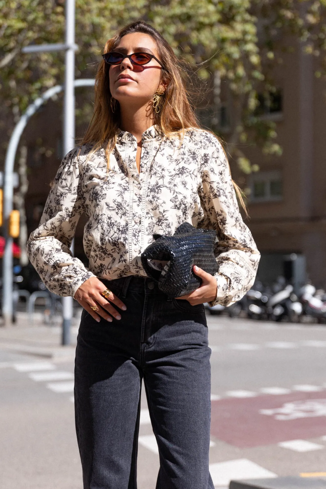 blouserym_3-1.webp Sahomashop Blouses & Chemises<BlouseRym écruetnoir