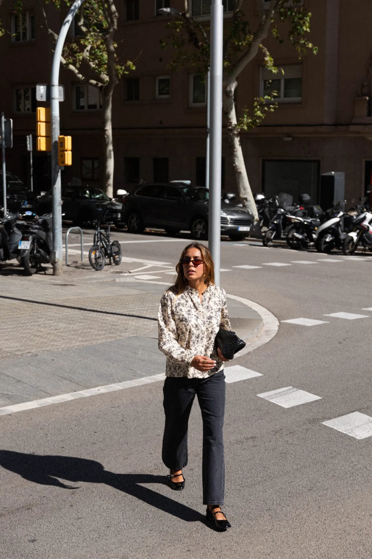 blouserym_5-1.webp Sahomashop Blouses & Chemises<BlouseRym écruetnoir