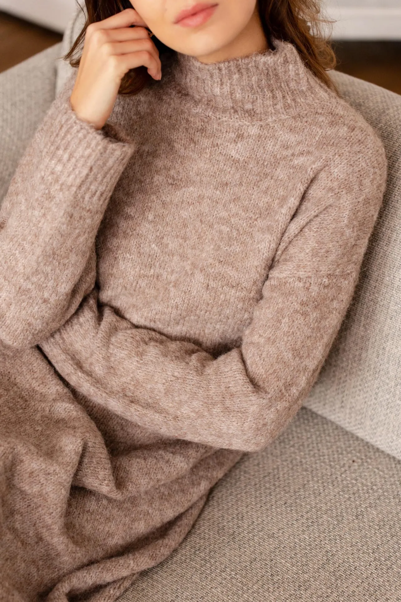 robepullnerinataupe_5-1.webp Sahomashop Robes & Combinaisons<RobepullNerina taupe